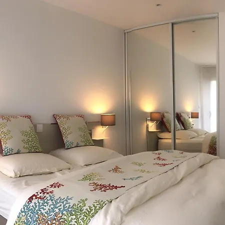 Czarny I Holiday home *